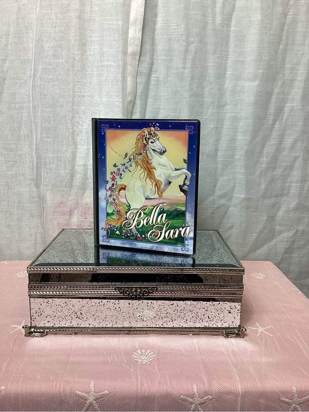 Bella Sara Trading Card Binder with Cards- Featuring Froya on Cover